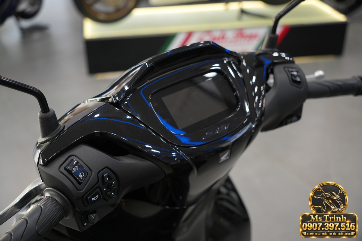 Honda SH150i Ý đen bóng 2027 tại Bắc Ninh - Sơn bóng lịch sự, tiện ích cho mỗi ngày
