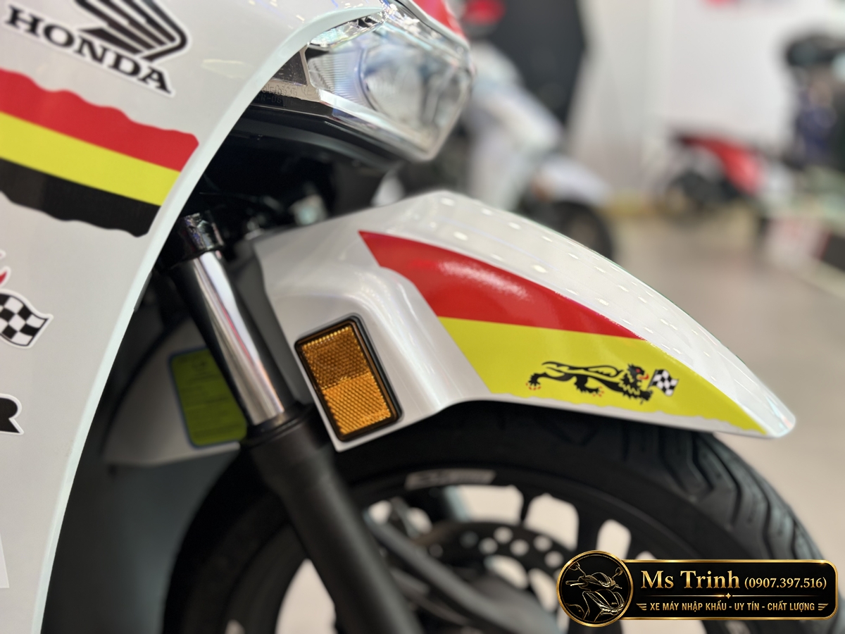 Honda SH150 Ý Malossi 2026 tại Bắc Ninh - Tem custom thể thao, dáng SH thanh lịch