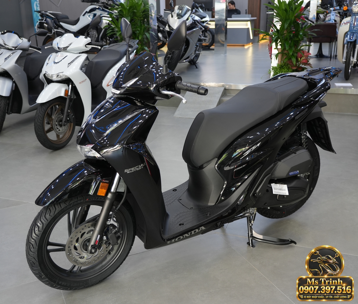 Honda SH150i Ý đen bóng 2027 tại Bắc Ninh - Sơn bóng lịch sự, tiện ích cho mỗi ngày