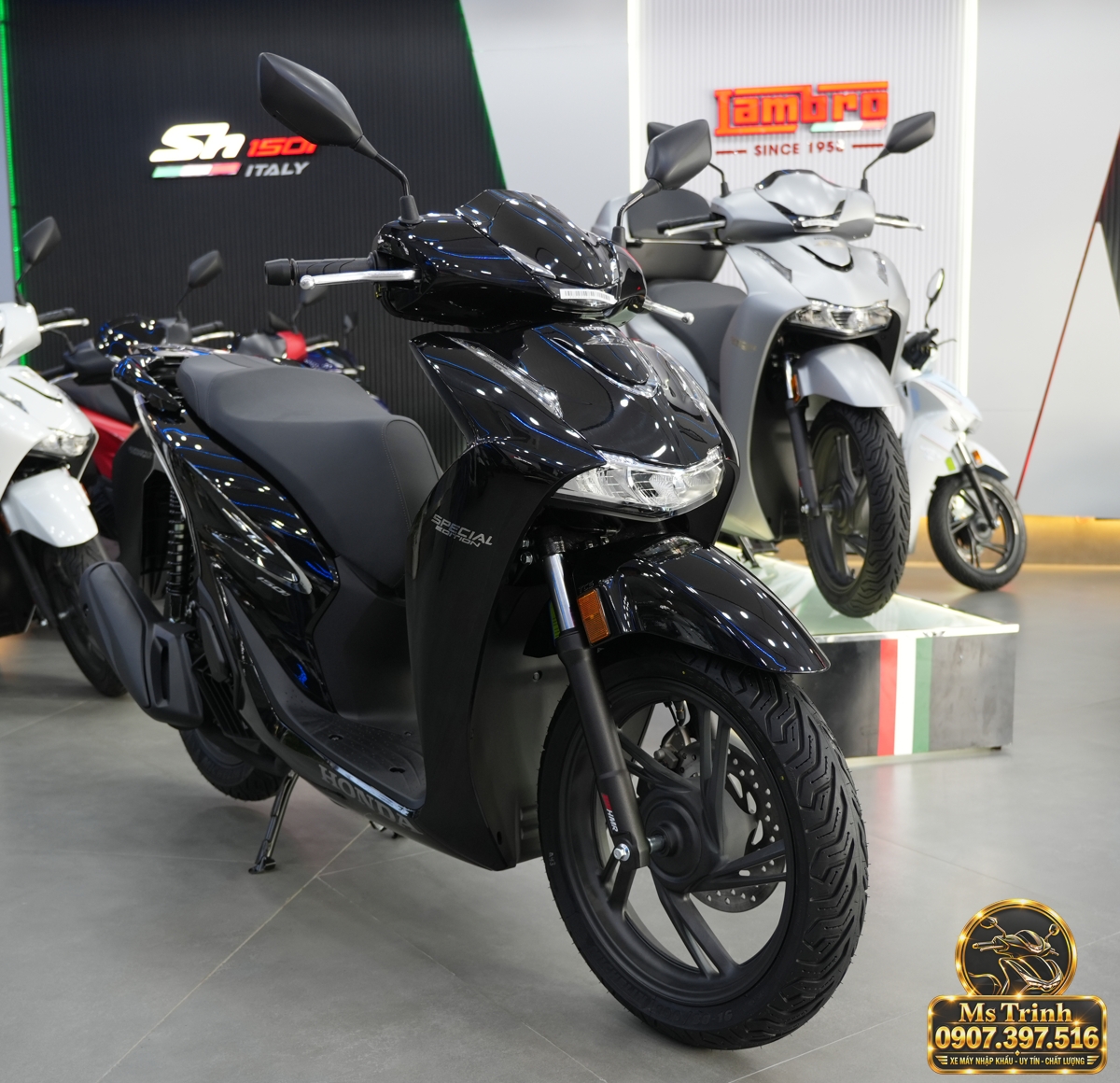Honda SH150i Ý đen bóng 2027 tại Bắc Ninh - Sơn bóng lịch sự, tiện ích cho mỗi ngày