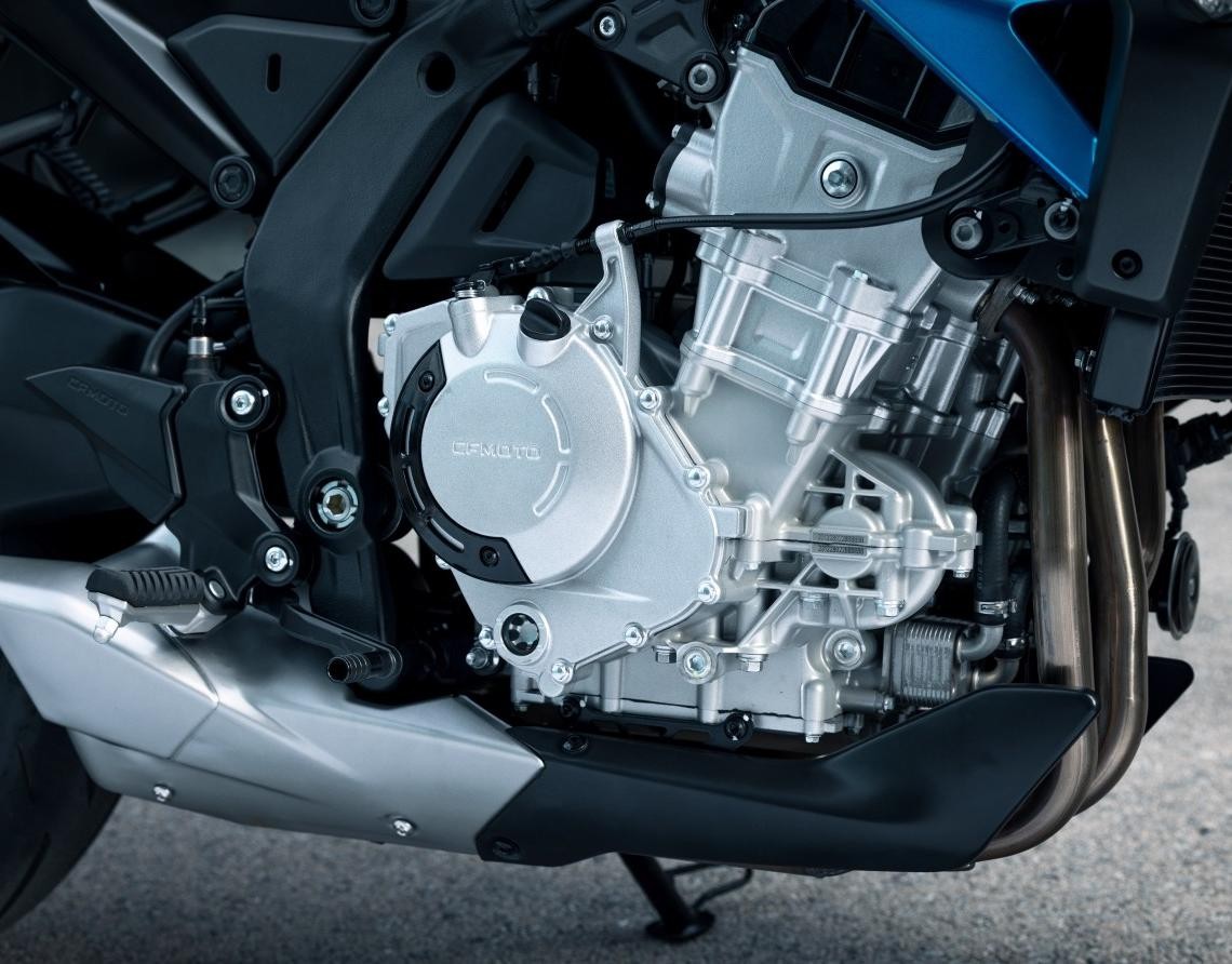 CF Moto 675NK 2025, Động Cơ 3 Xilanh Thẳng Hàng, Chính Hãng, Gía Rẻ tại Bắc Ninh