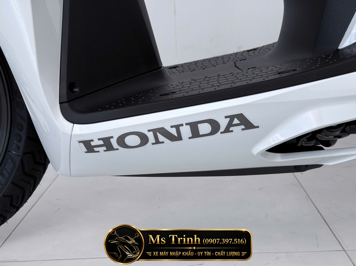 Honda SH150i Special Edition Standard nhập HMR Ý màu trắng tại Bắc Ninh: Giá trị nằm trong từng chi tiết nguyên bản