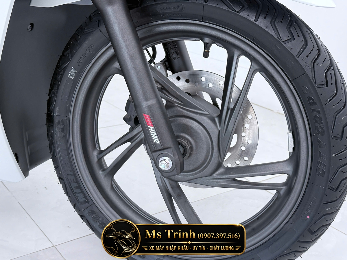 Honda SH150i Special Edition Standard nhập HMR Ý màu trắng tại Bắc Ninh: Giá trị nằm trong từng chi tiết nguyên bản