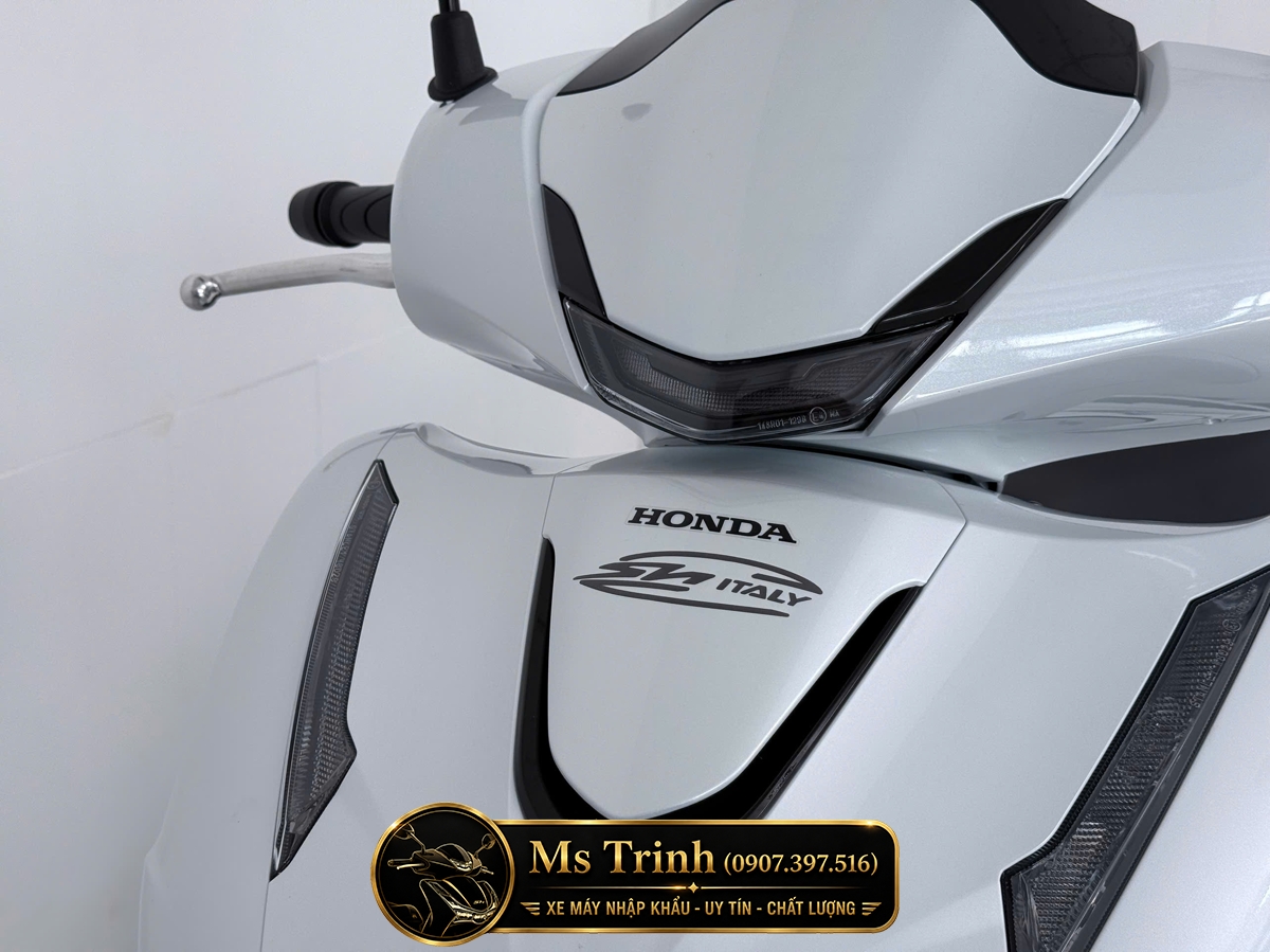 Honda SH150i Special Edition Standard nhập HMR Ý màu trắng tại Bắc Ninh: Giá trị nằm trong từng chi tiết nguyên bản