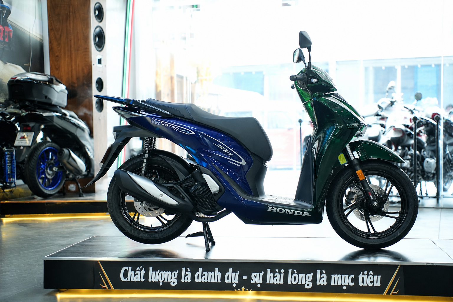Honda SH150i Vetro Green - Sapphire tại Bắc Ninh: SH Ý Limited 200 xe