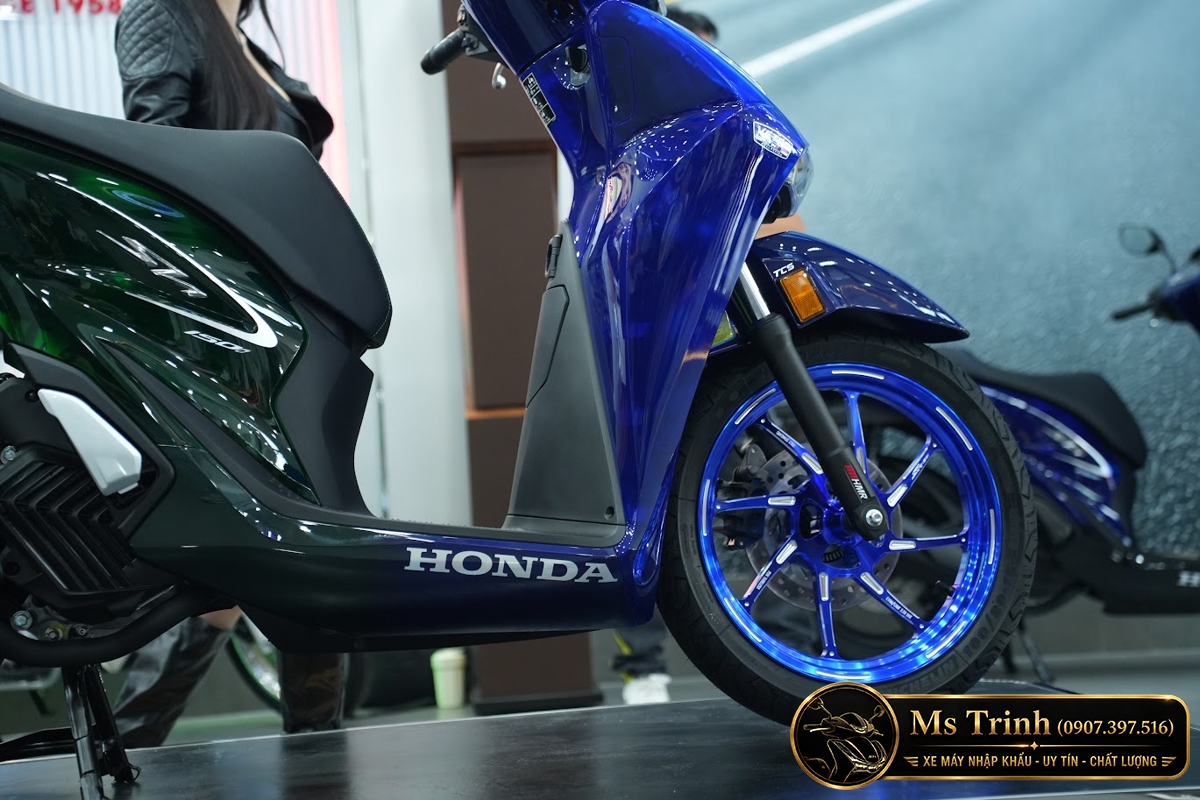 Honda SH150i Vetro Sapphire - Green tại Bắc Ninh: SH Ý 2 trong 1 giới hạn 200 xe