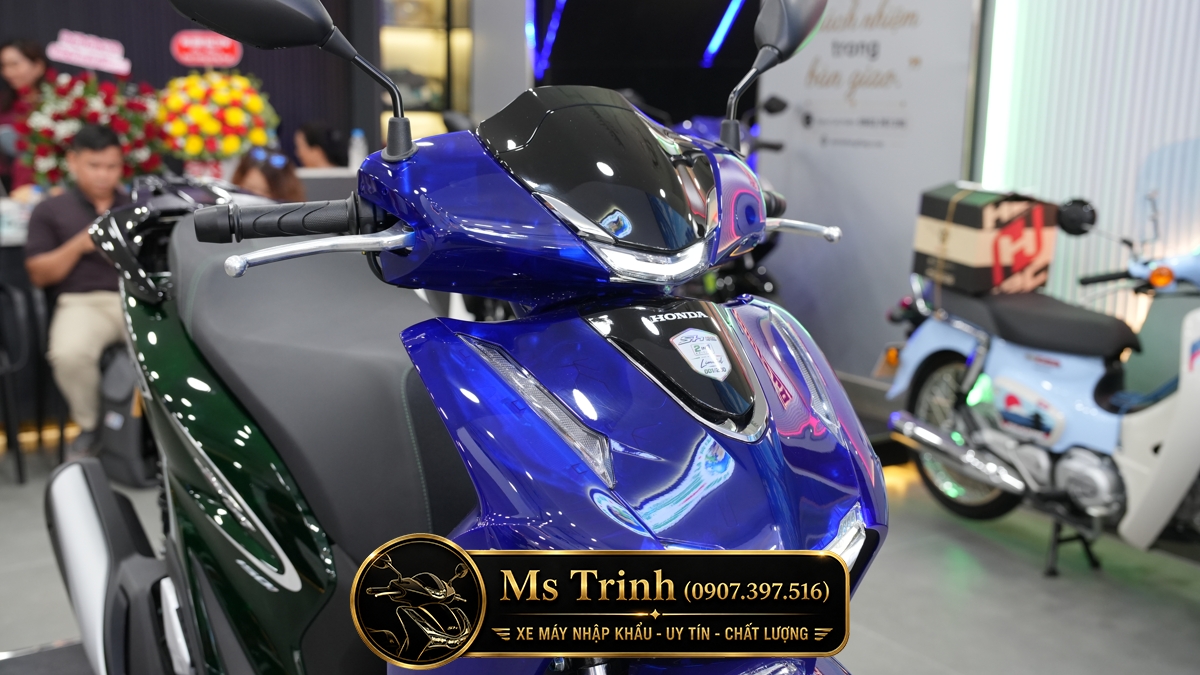 Honda SH150i Vetro Sapphire - Green tại Bắc Ninh: SH Ý 2 trong 1 giới hạn 200 xe