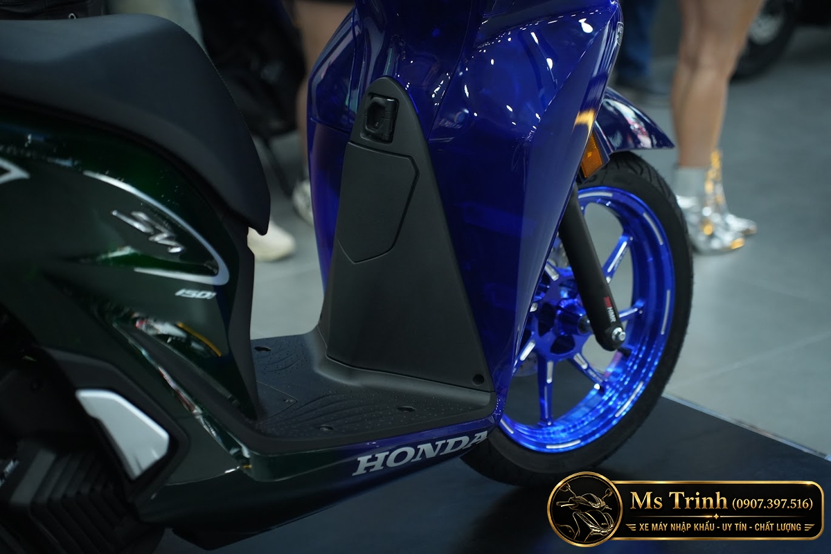 Honda SH150i Vetro Sapphire - Green tại Bắc Ninh: SH Ý 2 trong 1 giới hạn 200 xe