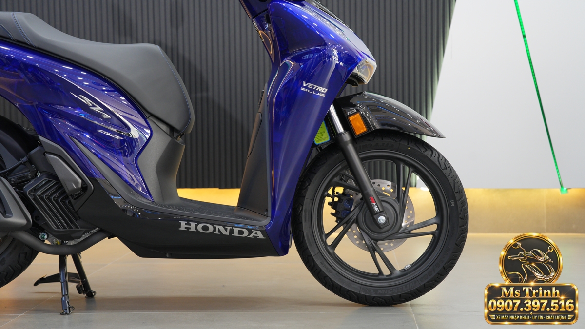 Honda SH150 Vetro Blue 2027 tại Bắc Ninh - Xanh Sapphire trong suốt, nhập Ý sang trọng