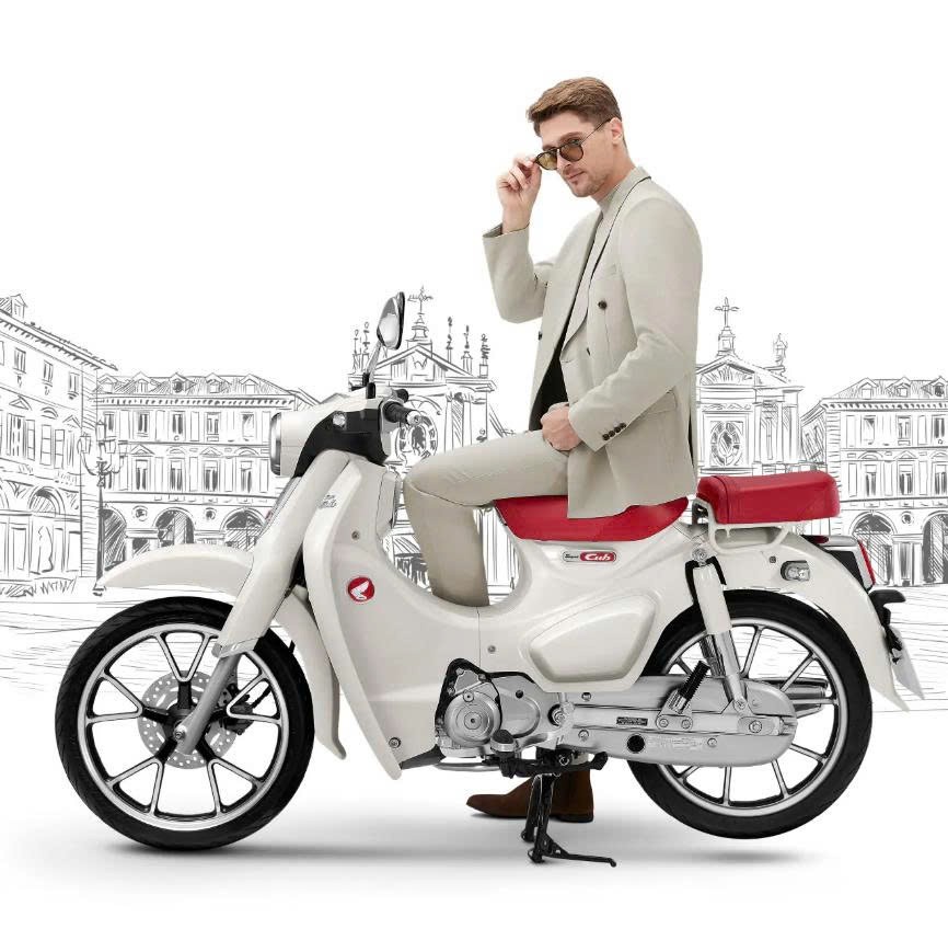 Honda Super Cub 125 Custom Edition Thái Lan 2025 màu trắng tại Bắc Ninh