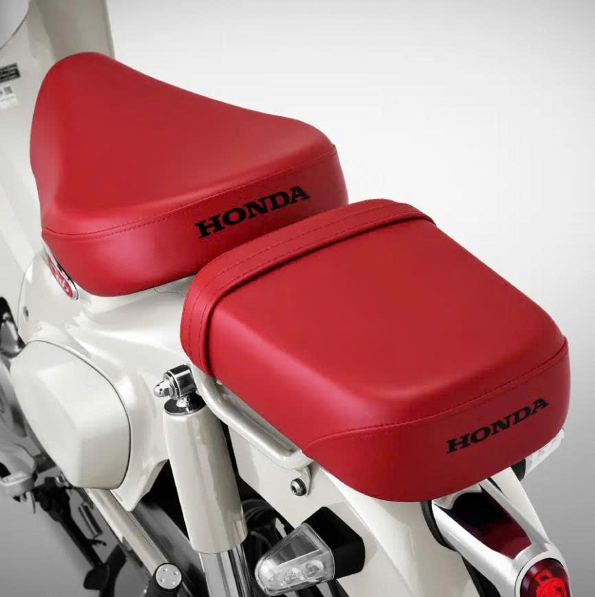 Honda Super Cub 125 Custom Edition Thái Lan 2025 màu trắng tại Bắc Ninh