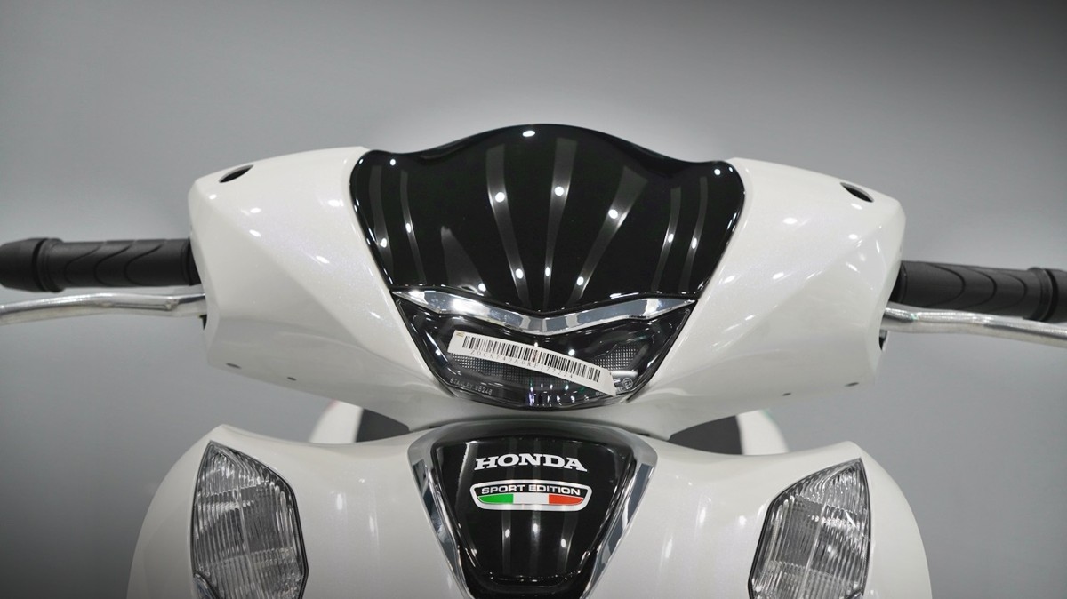 Honda SH150 trắng pha lê nhập Ý 2026 tại Bắc Ninh - Sport Edition chính ngạch, chuẩn chất Ý