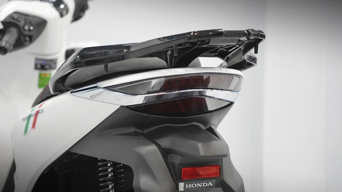 Honda SH150 trắng pha lê nhập Ý 2026 tại Bắc Ninh - Sport Edition chính ngạch, chuẩn chất Ý