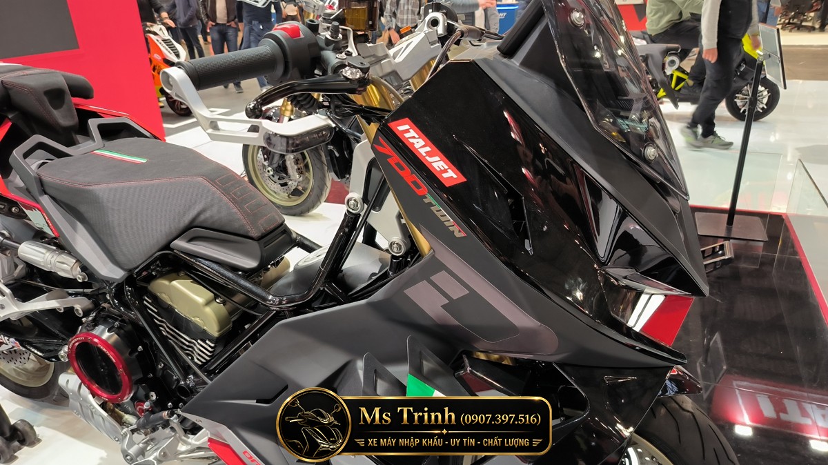 Italjet 700 2026 Tại Bắc Ninh - Chiến Binh Chỉ 700 Xe Hyper Scooter Cực Hiếm hồ sơ hải quan, nhập chính ngạch