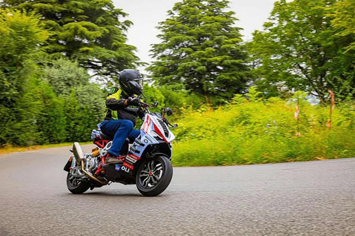 Italjet Dragster 300 Gresini Racing Tại Bắc Ninh - Chiếc Scooter Ý Khiến Dân Chơi Xe Phải Ngoái Nhìn
