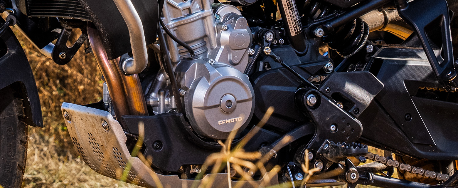 CF Moto 800MT Explorer 2025, ADV Cao Cấp Nhất, Chính Hãng, Giá Tốt tại Bắc Ninh