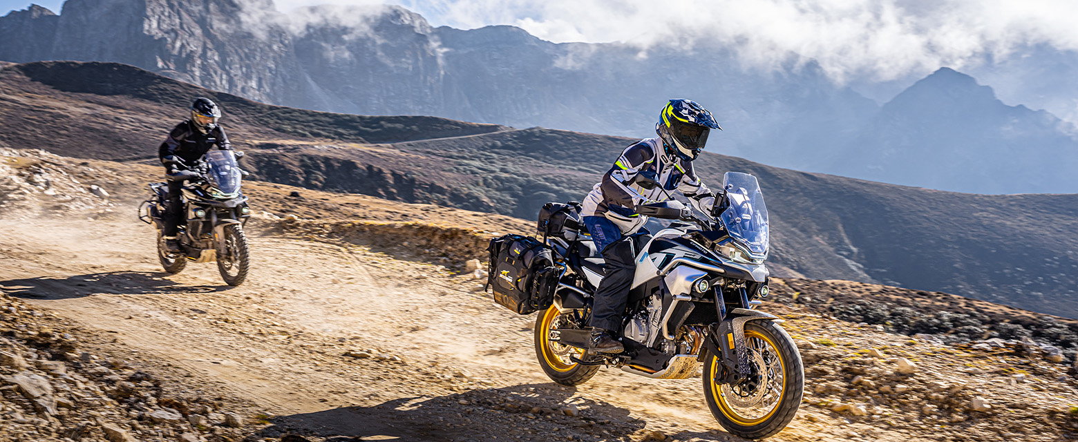 CF Moto 800MT Explorer 2025, ADV Cao Cấp Nhất, Chính Hãng, Giá Tốt tại Bắc Ninh