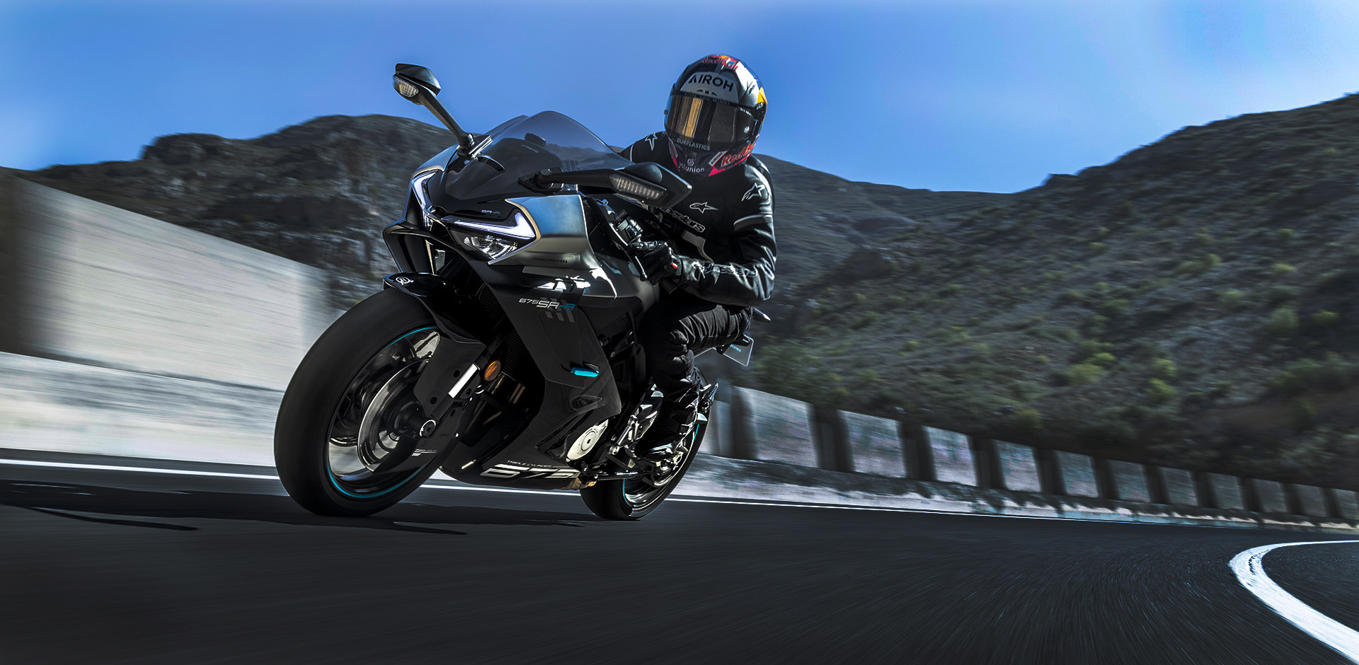 CF Moto 675SR-R 2025 3 Xi Lanh Ngang, Siêu Thể Thao, Giá Rẻ tại Bắc Ninh