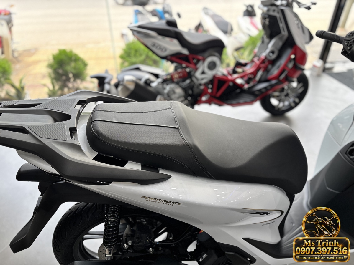SH150i Ý 2027 màu trắng tại Bắc Ninh - Nhập khẩu nguyên chiếc, thiết kế sang trọng, giá tốt