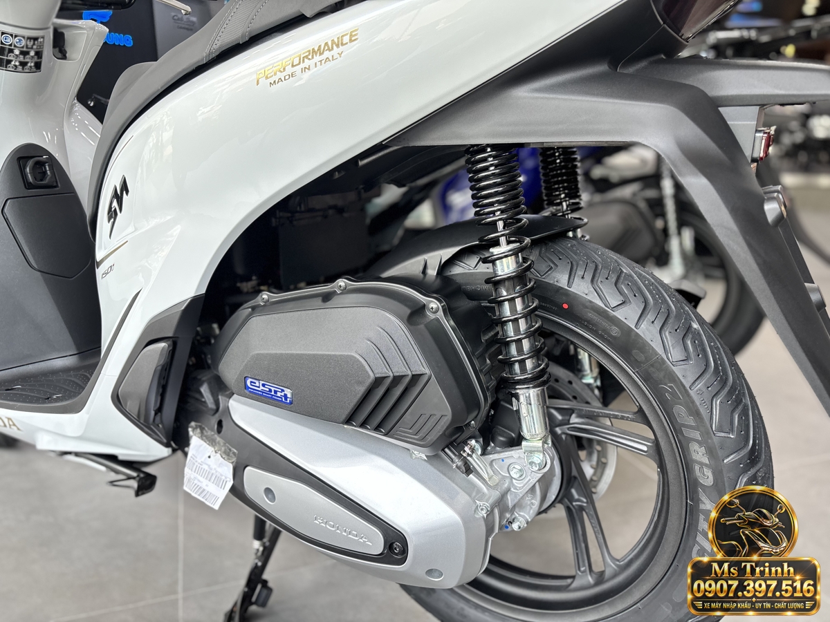 SH150i Ý 2027 màu trắng tại Bắc Ninh - Nhập khẩu nguyên chiếc, thiết kế sang trọng, giá tốt