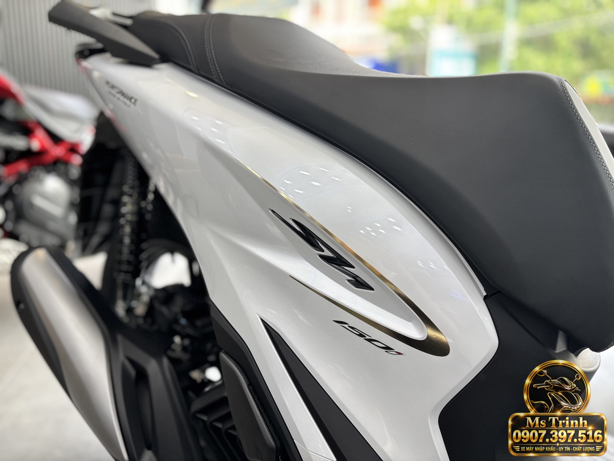 SH150i Ý 2027 màu trắng tại Bắc Ninh - Nhập khẩu nguyên chiếc, thiết kế sang trọng, giá tốt