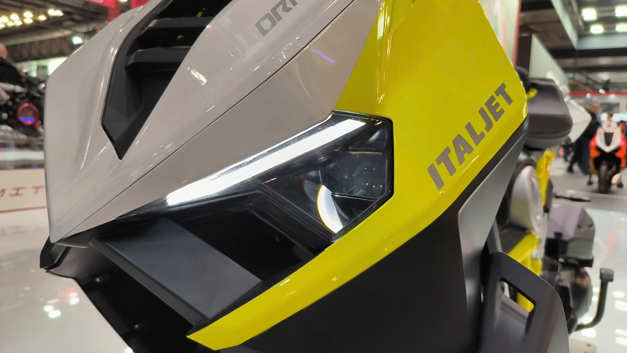 Italjet Dragster 300, Xe Tay Ga Thể Thao Thương Hiệu Từ Italy tại Bắc Ninh