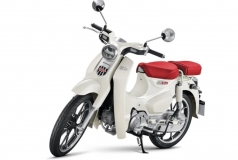 Honda Super Cub 125 Custom Edition Thái Lan 2025 màu trắng tại Bắc Ninh